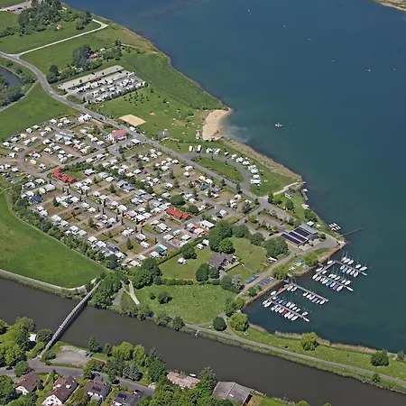 Knaus Campingpark Kompleks wypoczynkowy Eschwege