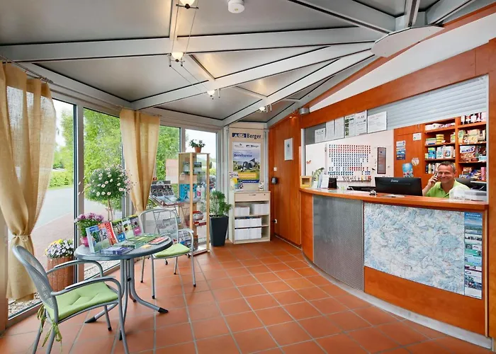 Knaus Campingpark منتزه العطل 4*